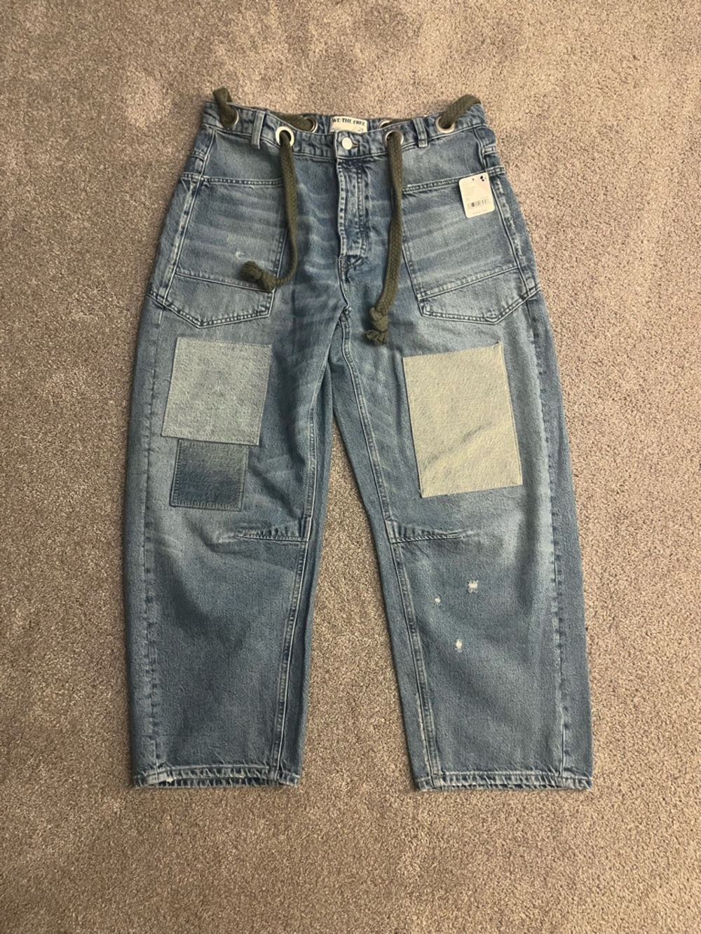 We The Free Moxie Low Slung Pull On Barrel Jeans - NWT size 29